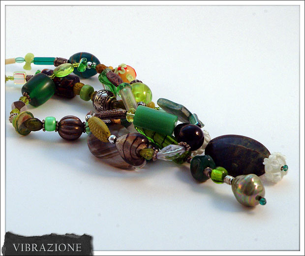 Collana VIBRAZIONE, anno 2010